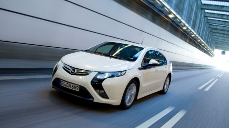 Lust auf eine Probefahrt mit dem Opel Ampera? – Am 4. April abends ist das bei Opel Wien möglich