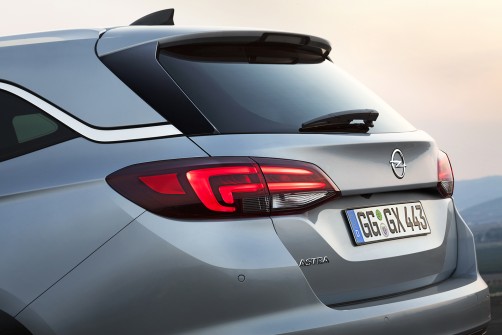 Opel-Astra-Sports-Tourer-297390