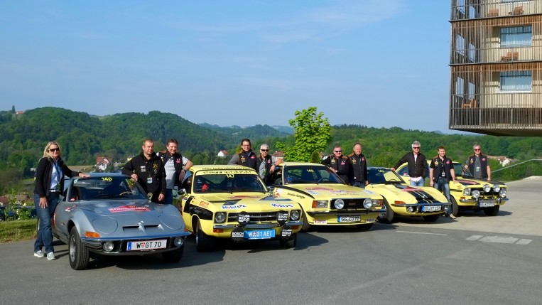 1.Die Opel Teams (v.l.n.r.): Opel GT, Opel Ascona A, Opel Commodore, Opel GT, Opel Kadett B. 