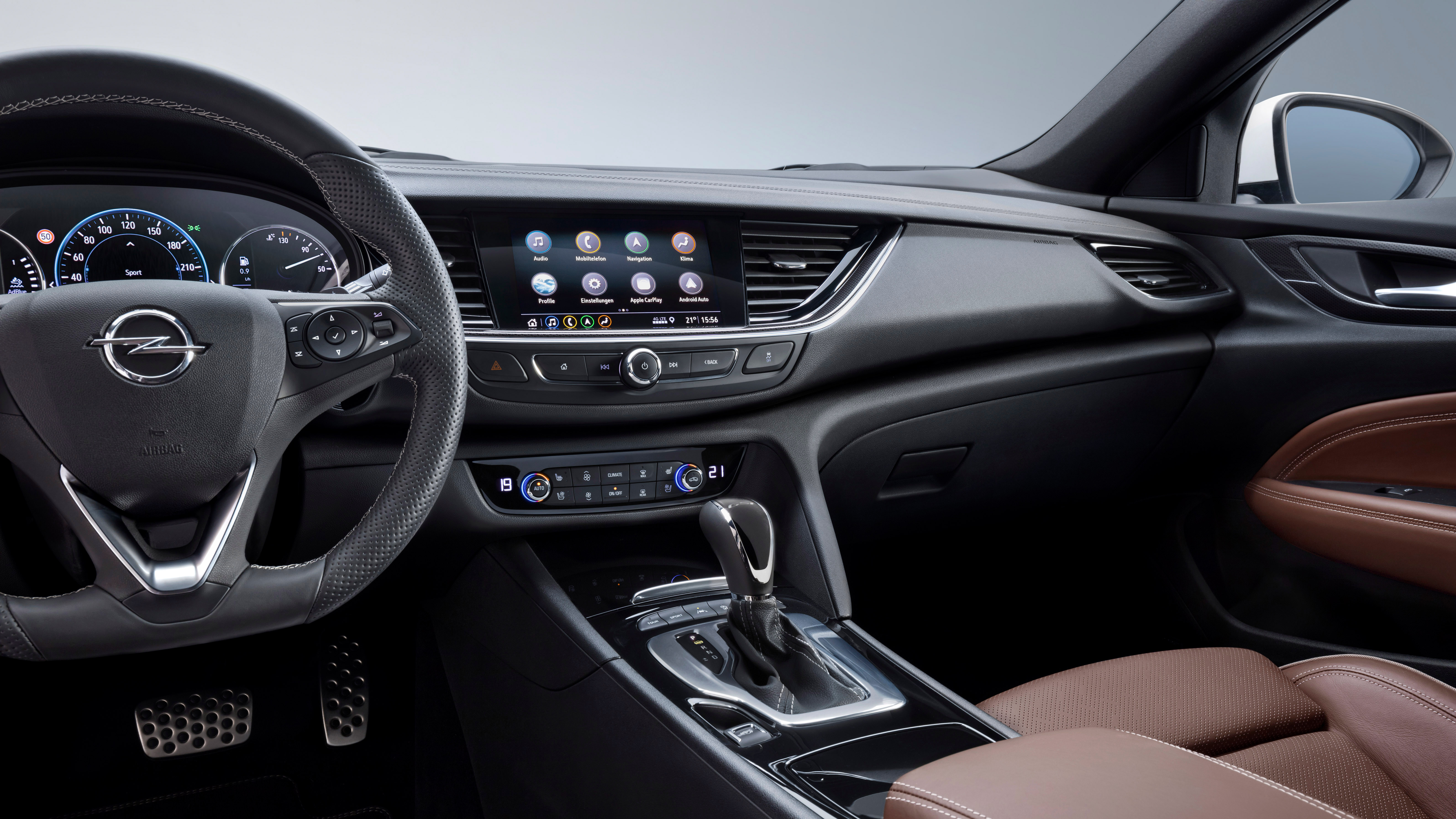 Opel Insignia Debut for Next-Generation Infotainment Systems